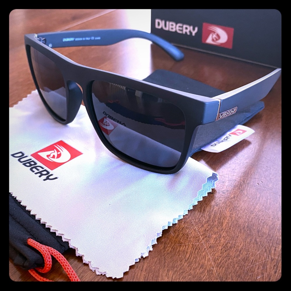 Dubery Sunglasses NWT